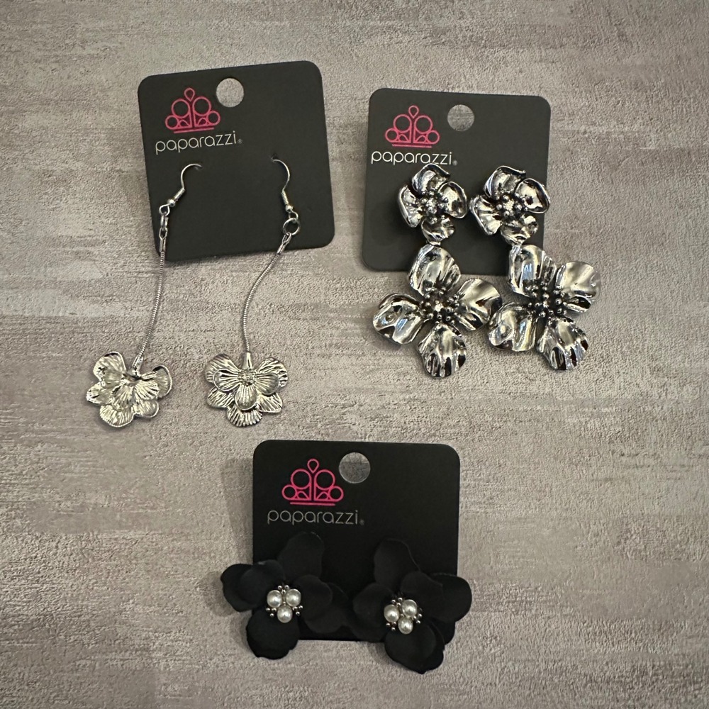 NWT Paparazzi Jewelry Set‎ of 3 Dangling Earrings